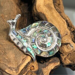 Sterling Silver Snail Brooch Pendant Inlaid With Abalone & Mother of Pearl Shell